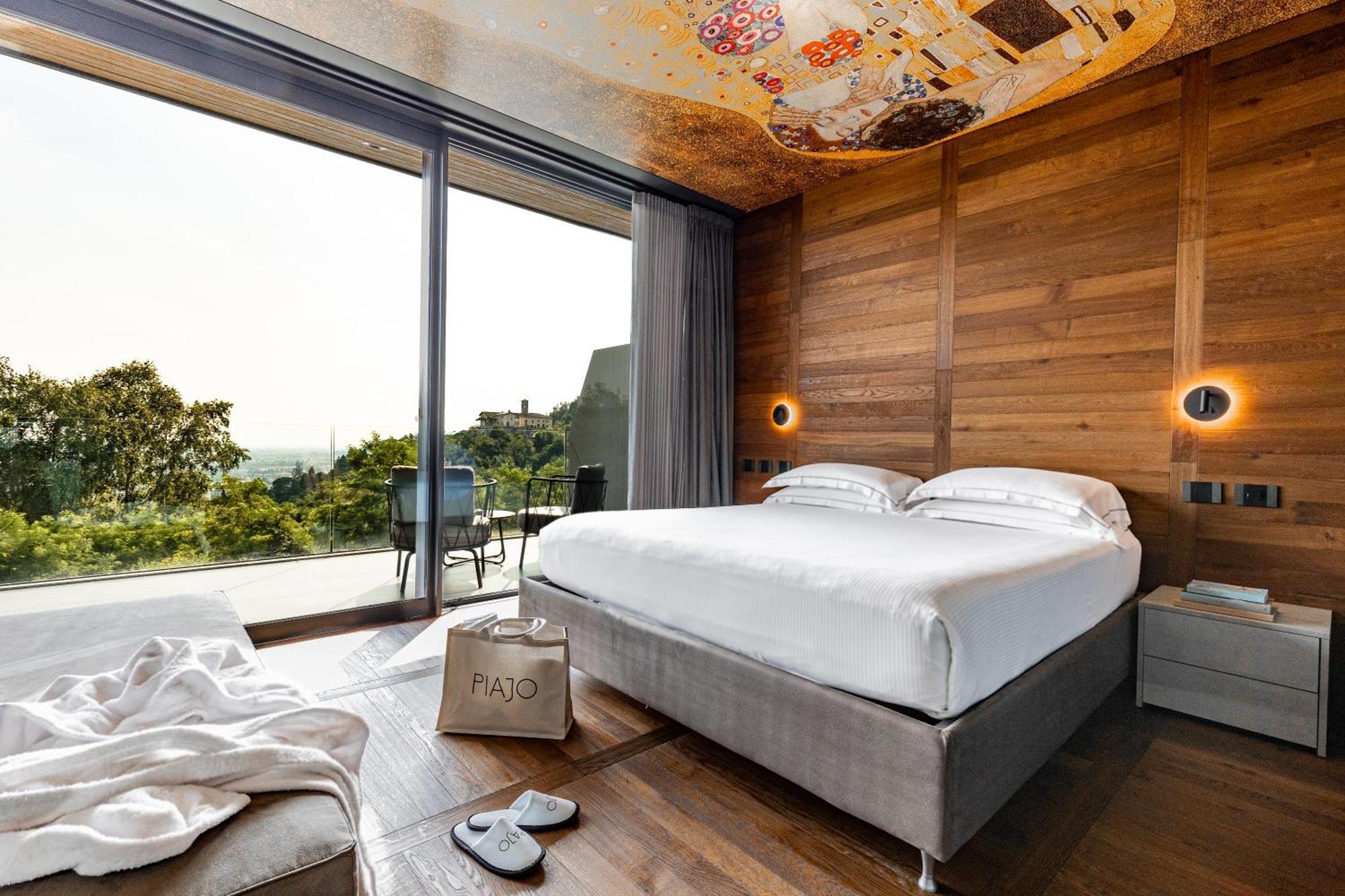 Phi Hotel Piajo Nembro Bagian luar foto