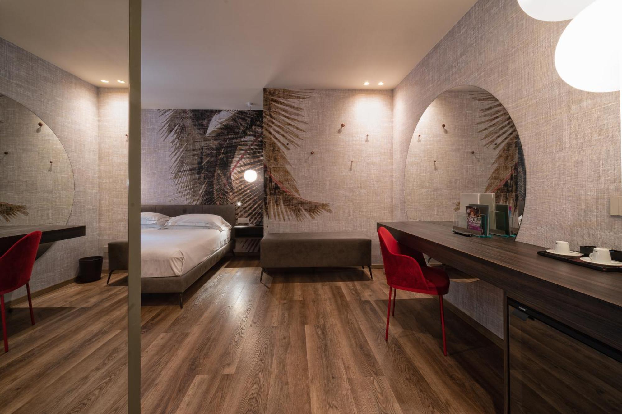 Phi Hotel Piajo Nembro Bagian luar foto
